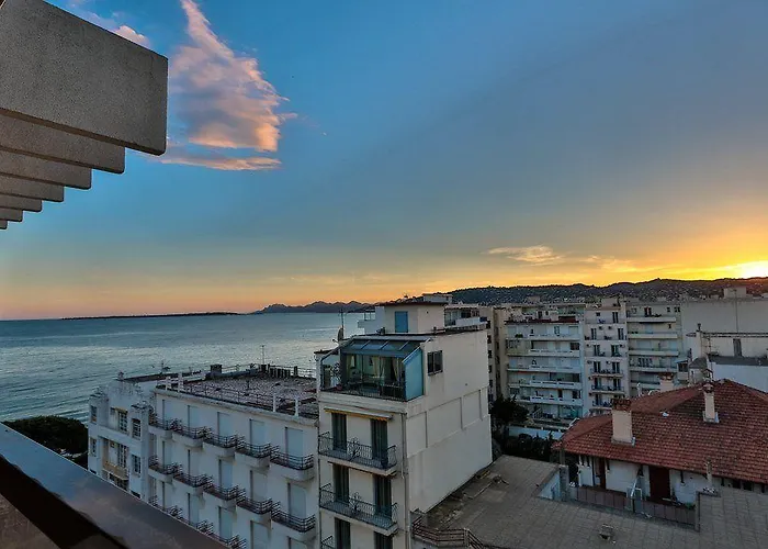 Sweett - Maison Blanche Ζουάν λε Πιν