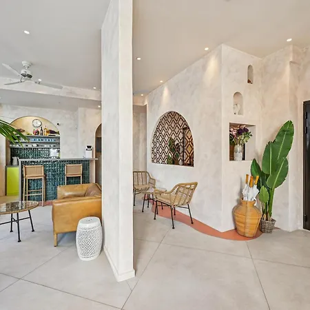 Apartman Sweett - Maison Blanche *