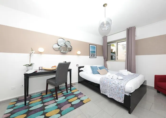 Sweett - Maison Blanche * Juan-les-Pins